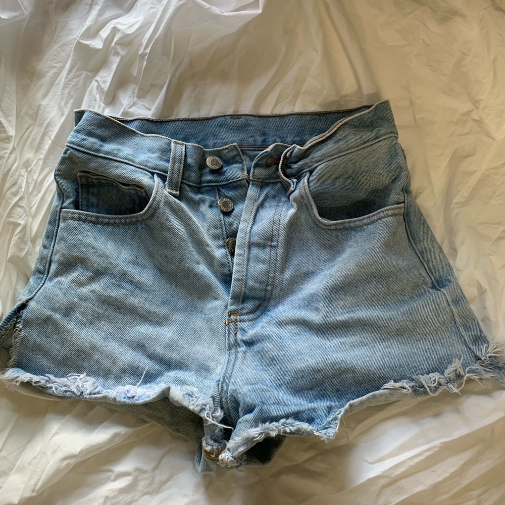 BRANDY MELVILLE DENIM SHORTS